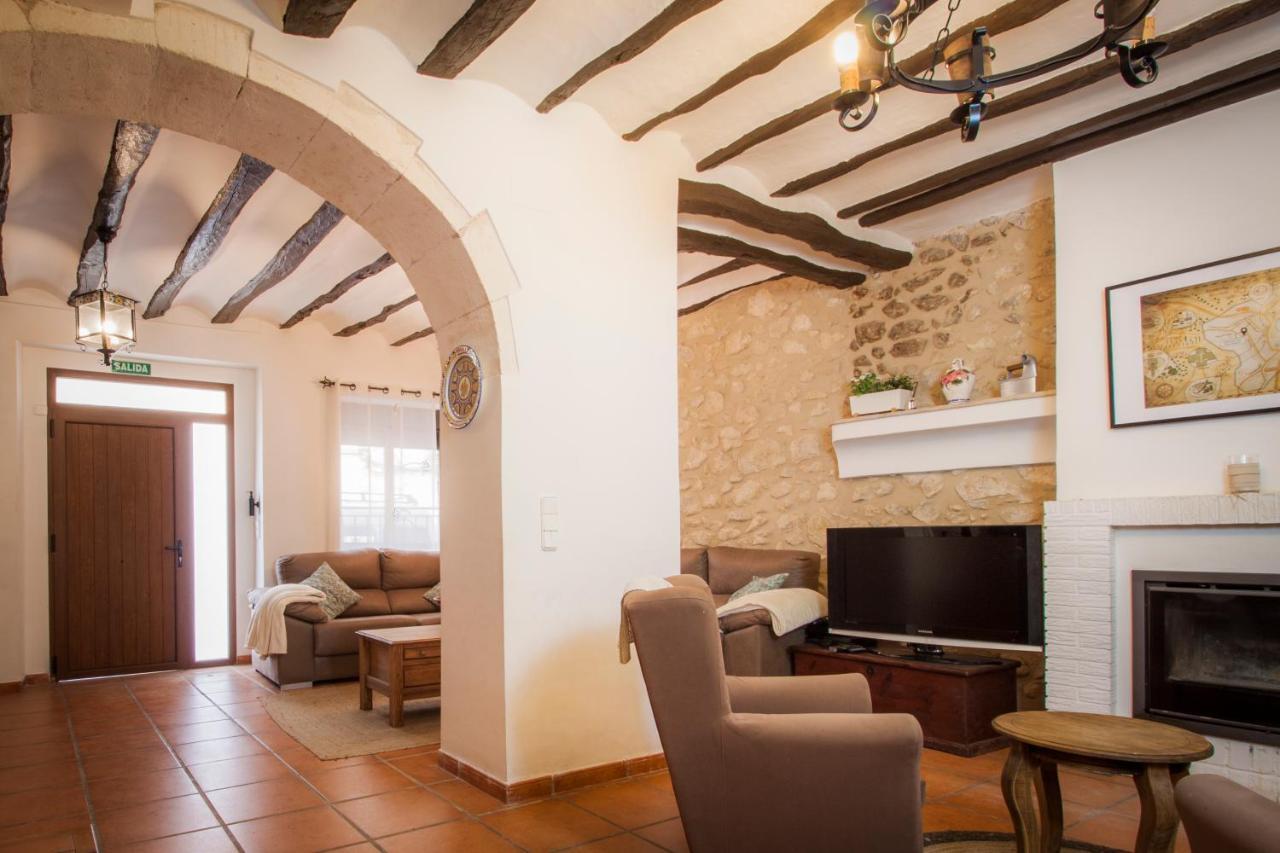 Casa Amparo - Alquiler Integro Con Encanto En Alicante Alcoleja エクステリア 写真
